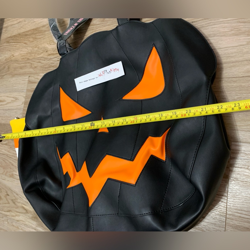 Trickz n Treatz x Dolls Kill Pumpkin Weekender Tote Bag + Candy Corn Purse - NEW - Picture 5 of 8